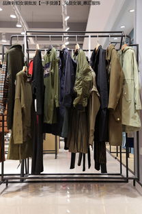 紫色動物圖案中老年服裝市場 批發商機與消費新趨勢